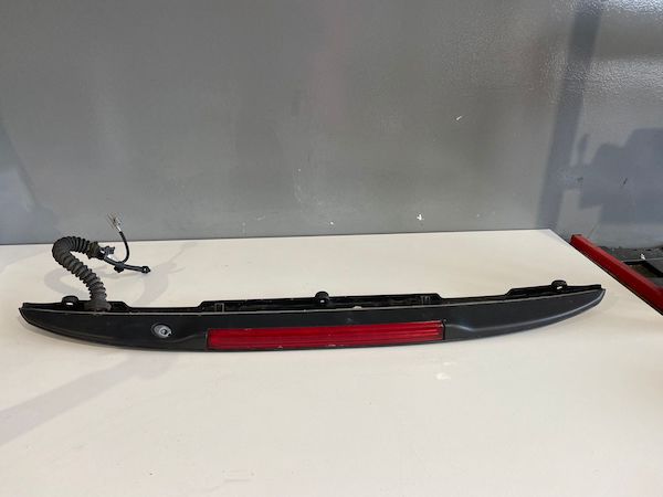 Tailgate spoiler brake lamp VOLVO C30 2007 31213990 30716876